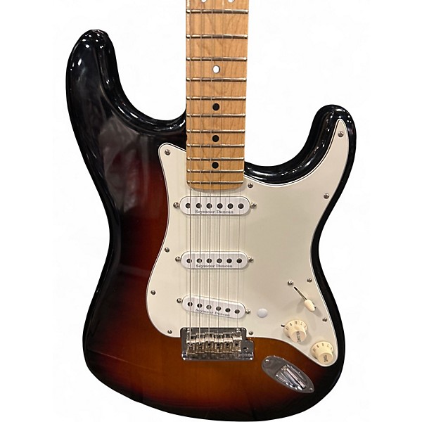 Used 2015 Fender AMERICAN STANDARD 2 Color Sunburst Solid Body Electric Guitar