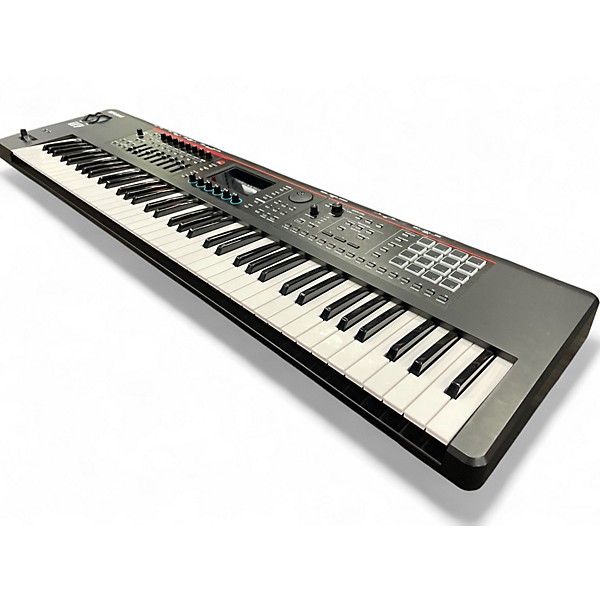 Used Roland Fantom 07 Keyboard Workstation