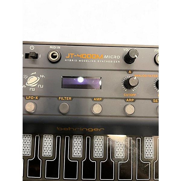 Used Behringer JT-4000M Synthesizer