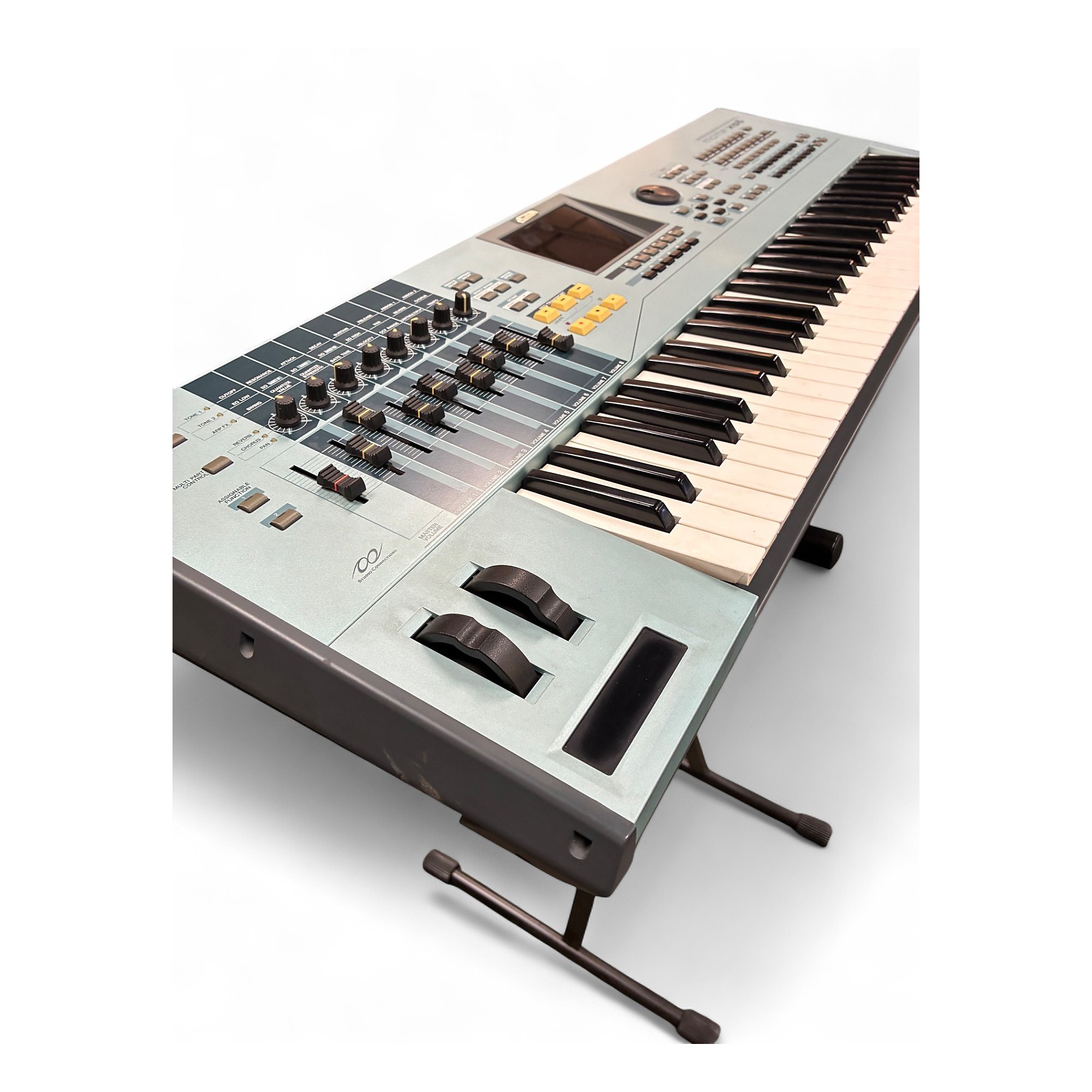 Used Yamaha Motif XS6 61 Key Keyboard Workstation | Guitar Center