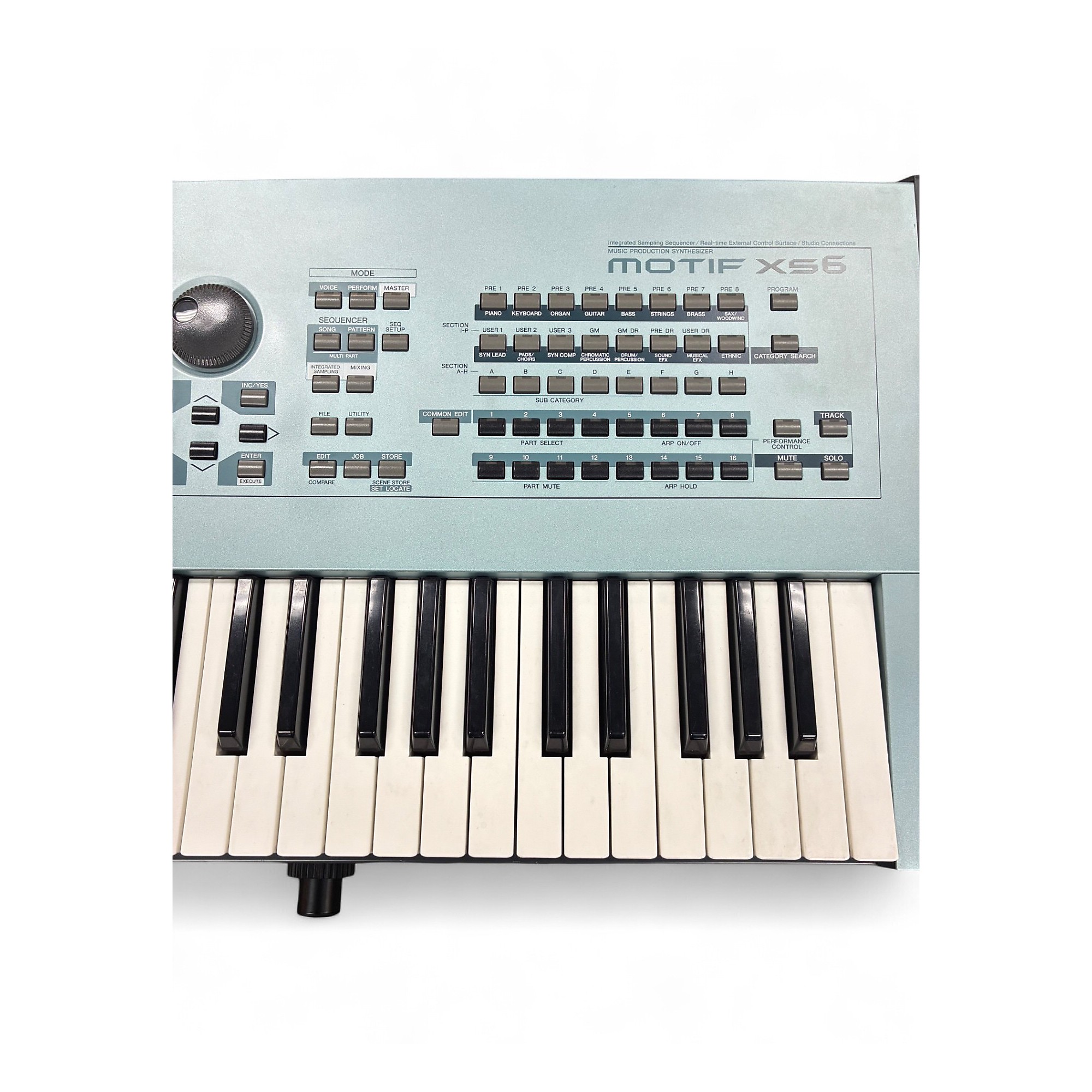 Used Yamaha Motif XS6 61 Key Keyboard Workstation | Guitar Center