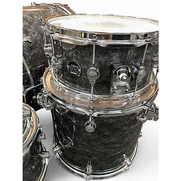 Used DW 5 Piece Performance Series Black Diamond Drum Kit