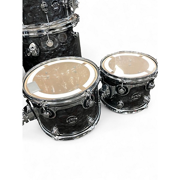 Used DW 5 Piece Performance Series Black Diamond Drum Kit