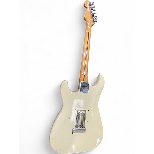 Used Squier Standard Stratocaster White Solid Body Electric