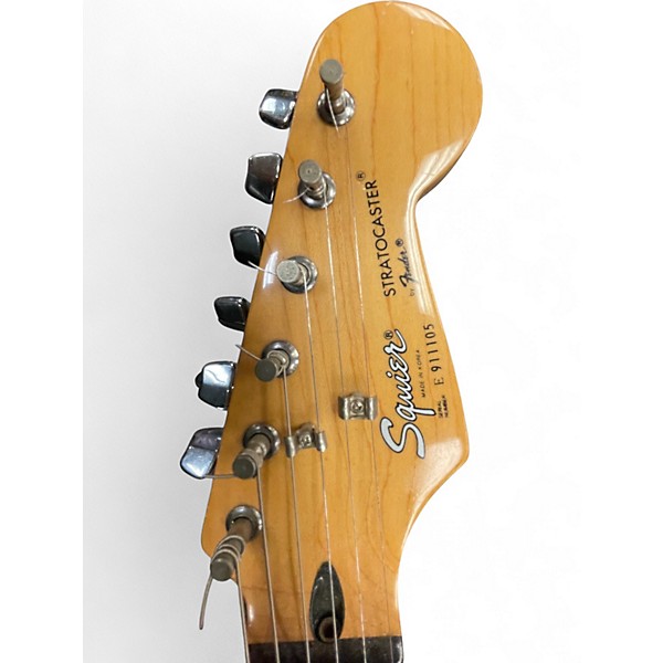 Used Squier Standard Stratocaster White Solid Body Electric