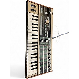 Used KORG Micro Korg 37 Key Synthesizer
