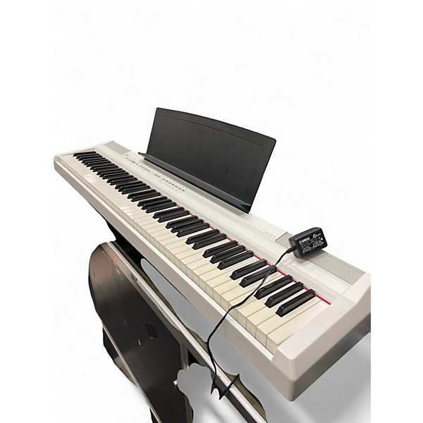 Y 中古 YAMAHA デジタルピアノ P-105 電子ピアノ 88鍵 ホワイト P-105
