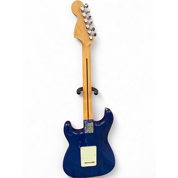 Used Fender Deluxe Stratocaster Blue Sapphire Solid Body Electric Guitar