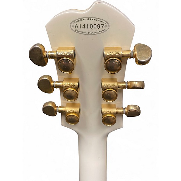Used 2010 Agile 820 Alpine White Hollow Body Electric Guitar