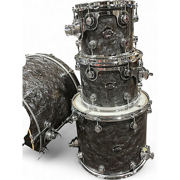 Used DW 4 Piece Performance Series Black Diamond Drum Kit