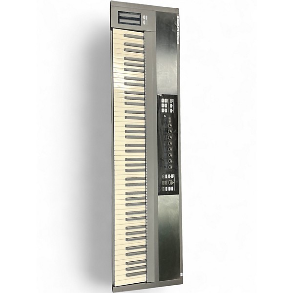 Used Native Instruments Komplete Kontrol S88 MIDI Controller