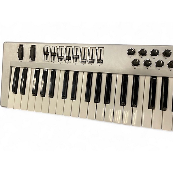 Used M-Audio RADIUM 61 MIDI Controller