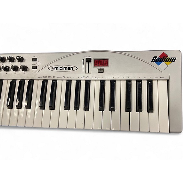 Used M-Audio RADIUM 61 MIDI Controller