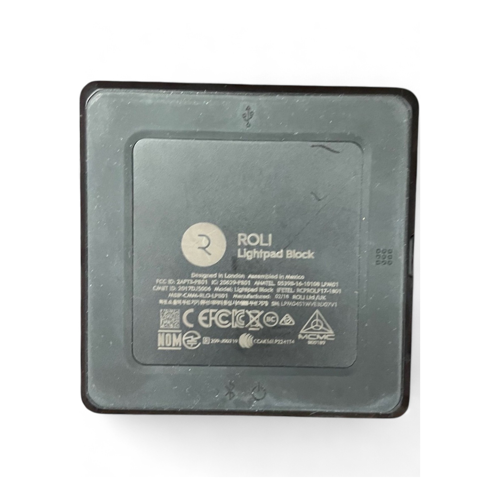DTM・DAW ROLI Lightpad Block Amazon.com: ROLI Lightpad Block : Toys & Games