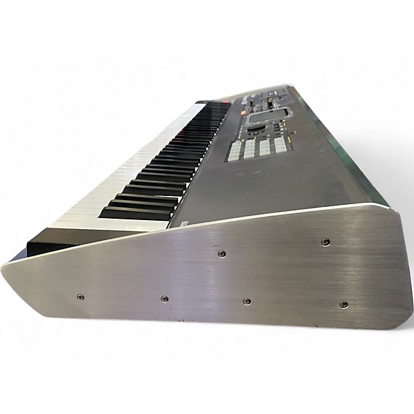Used Roland FANTOM S88 Stage Piano
