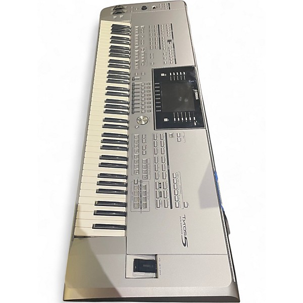 Used Yamaha Tyros 5 76 Key Arranger Keyboard