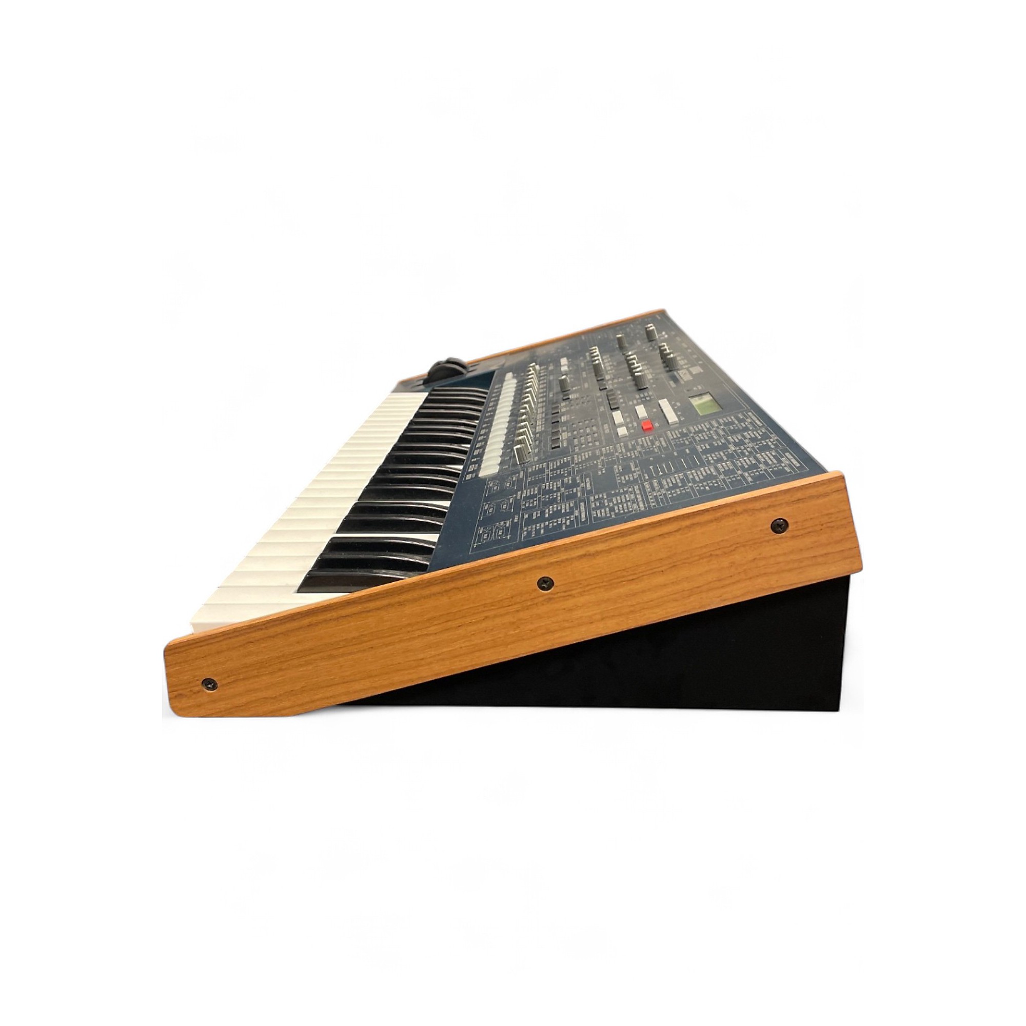 ジャンク扱い　KORG MS2000 Korg MS2000 | Vintage Synth Explorer