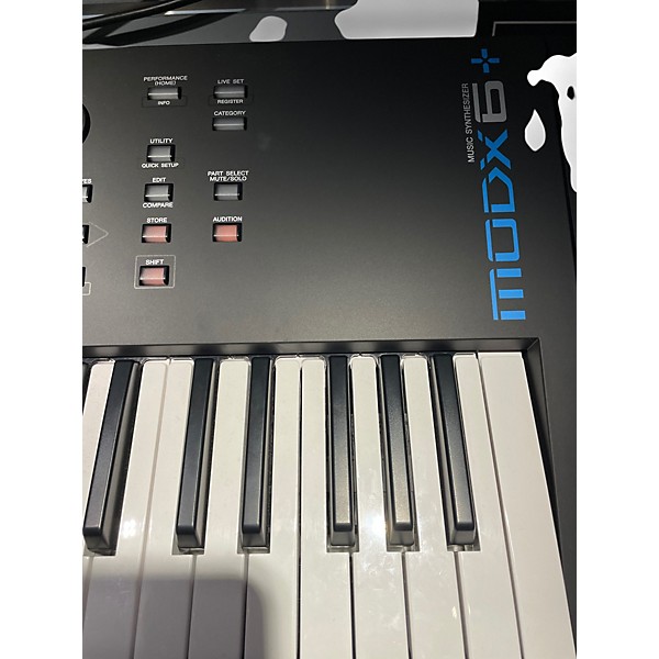 Used Yamaha MODX6+ Synthesizer