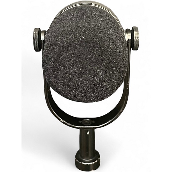 Used Shure MV7 Dynamic Microphone