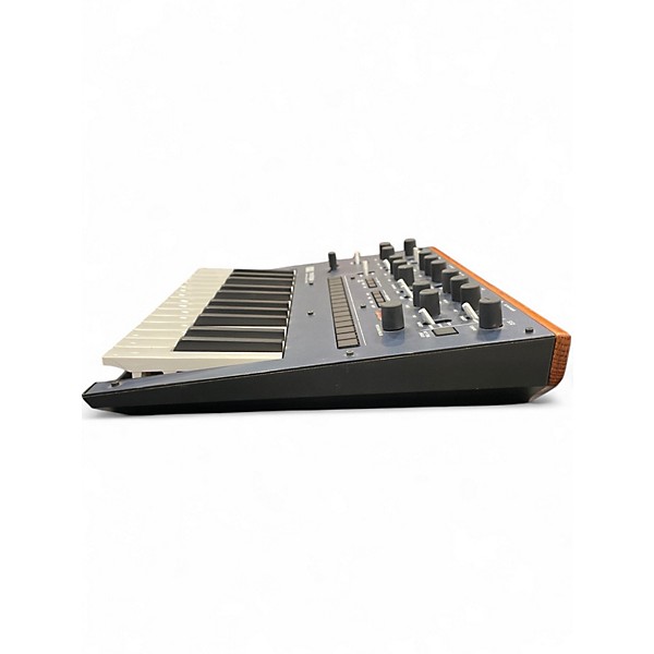 Used KORG MONOLOGUE Synthesizer