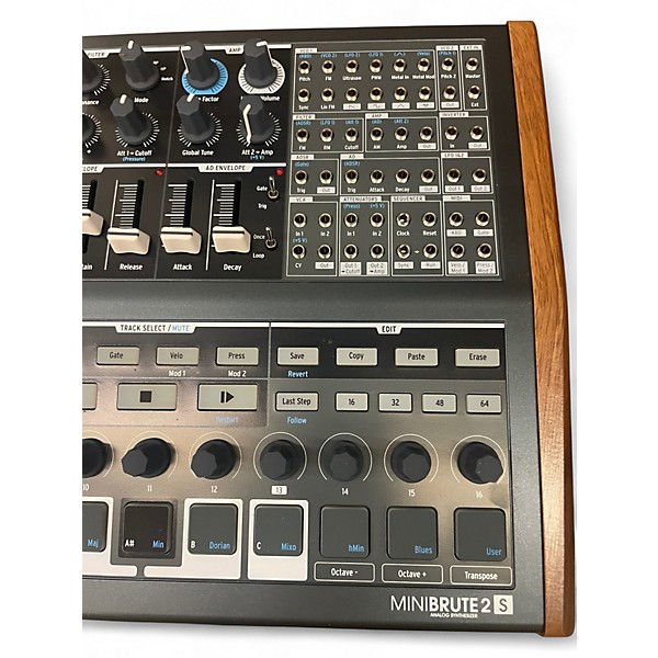 Used Arturia Minibrute 2 Synthesizer