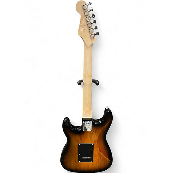 Used 2024 Squier SONIC STRATOCASTER 2 Tone Sunburst Solid