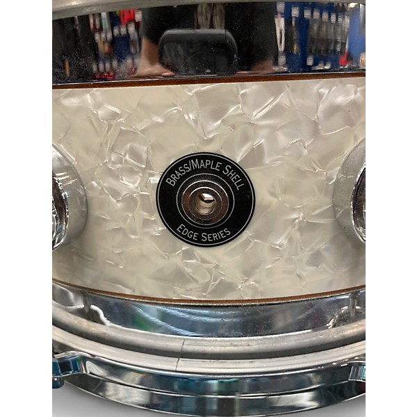 Used DW 13X7 Collector's Series Exotic Edge Snare Pearl White Drum