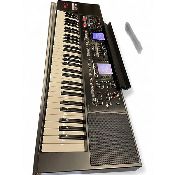 Used Roland E-A7 Arranger Keyboard