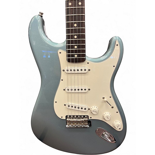 Used 2013 Fender CUSTOM SHOP 1959 REISSUE STRATOCASTER Ice Blue Metallic Solid Body Electric Guitar