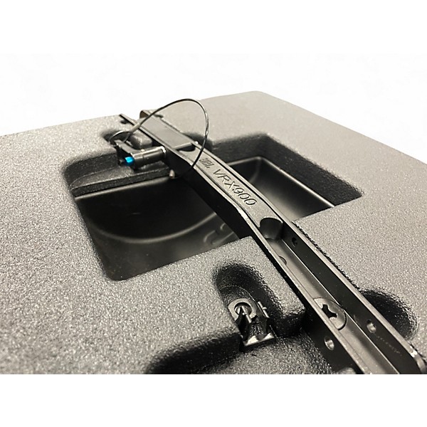 Used JBL VRX932LAP Powered Speaker