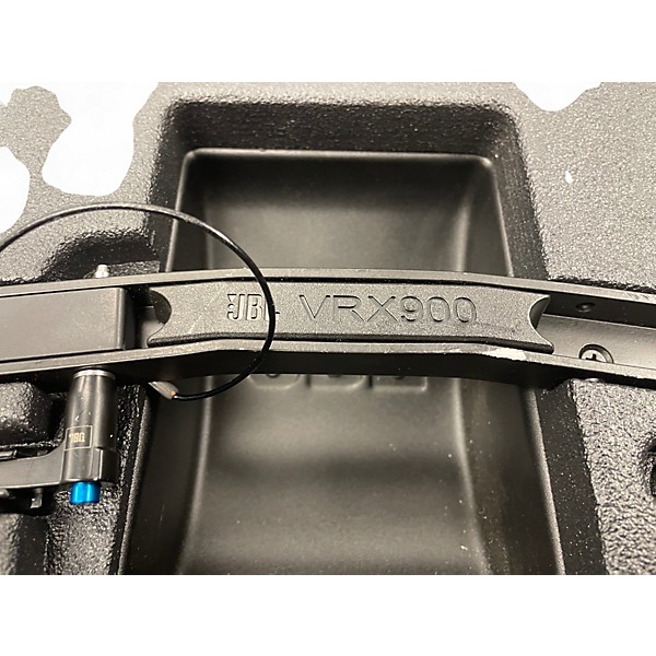 Used JBL VRX932LAP Powered Speaker