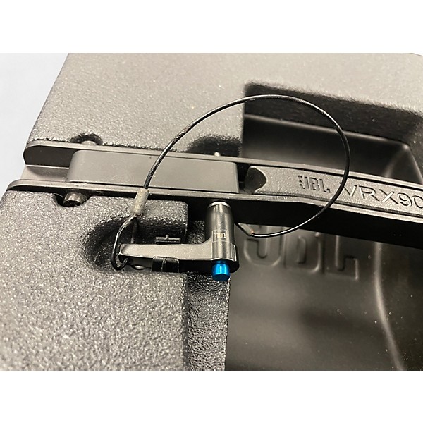 Used JBL VRX932LAP Powered Speaker