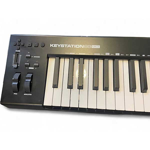 【USED】M-audio keystation 88 mk3 Used M-Audio keystation 88 mk3 | Guitar Center