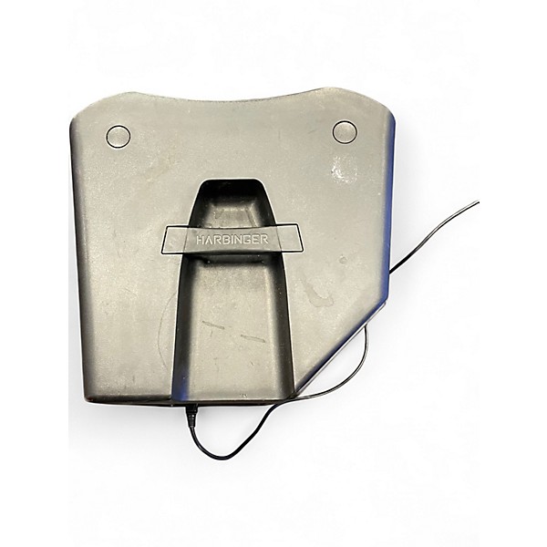 Used Harbinger VARI V2315 Powered Speaker