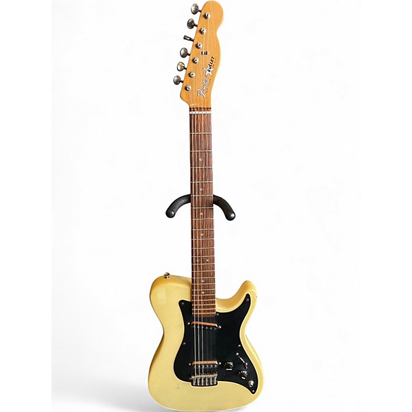 Fender USA Bullet 1 1981年製 Used 1981 Fender 1981 Bullet 1 Yellow Solid Body Electric