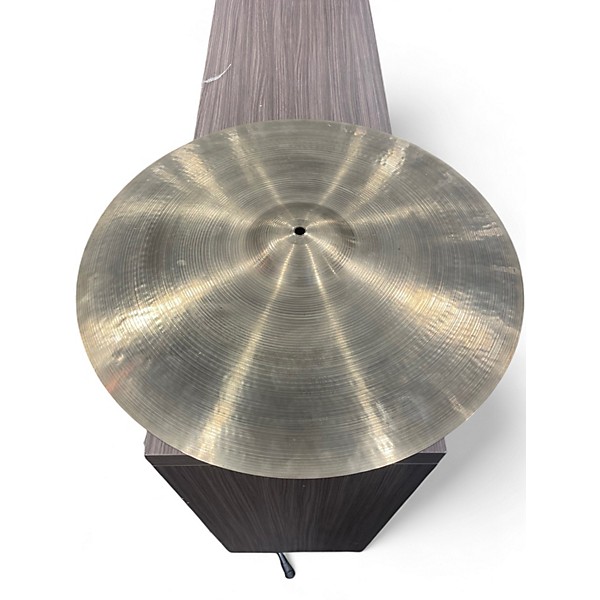 Used Zildjian 22in Avedis Medium Ride 60s  Cymbal