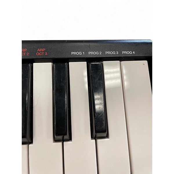 Used Akai Professional LPK25 MIDI Controller