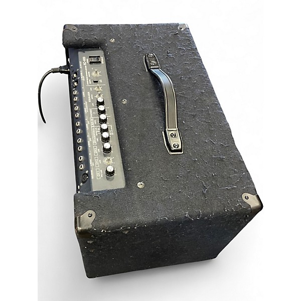 Used Roland KC600 Keyboard Amp