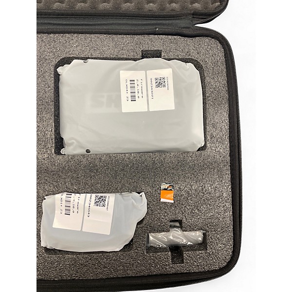 Used Shure GLXD14+ Lavalier System With WL93 Lavalier Wireless System
