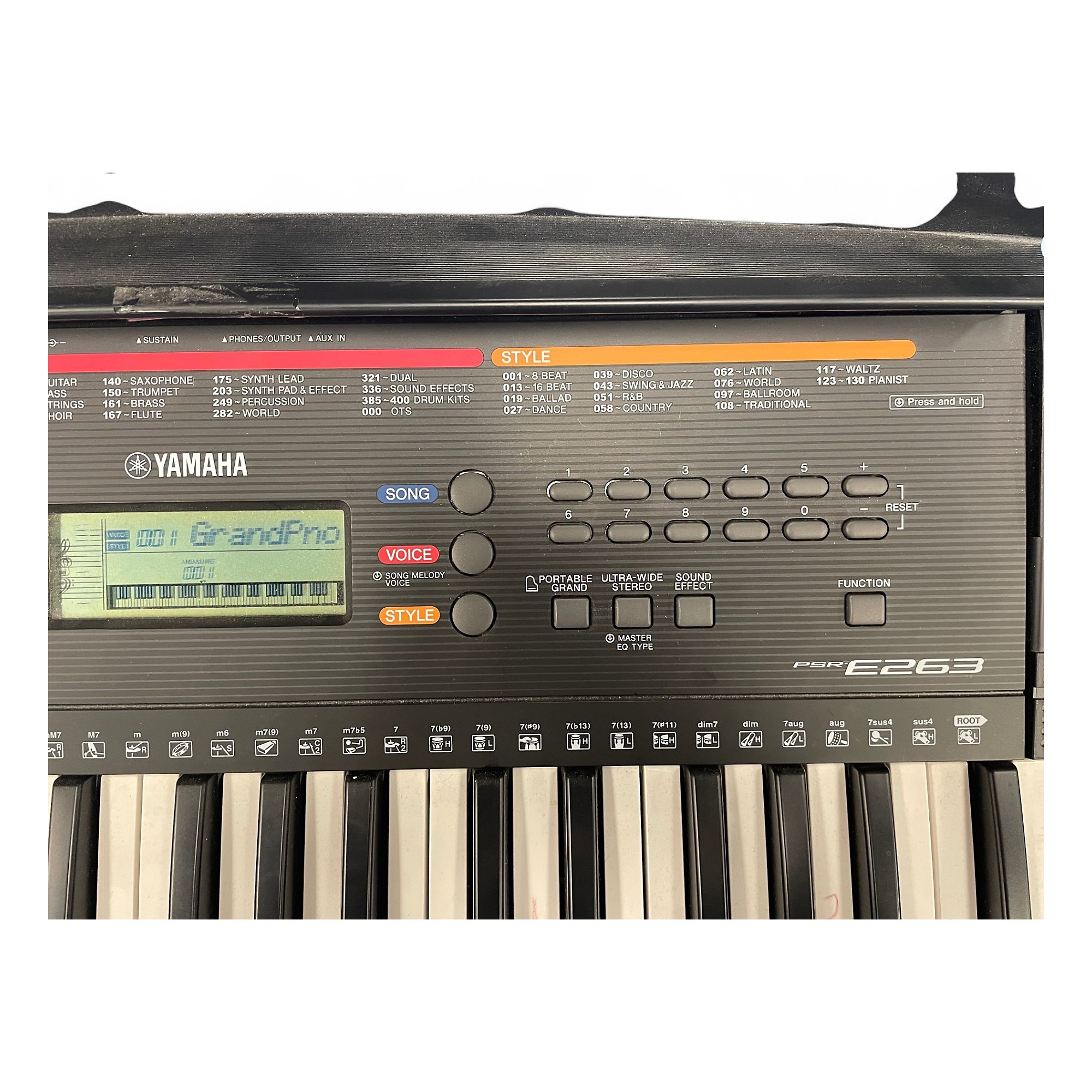 Used Yamaha PSR-E263 | Guitar Center