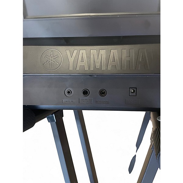 Used Yamaha PSR-E263
