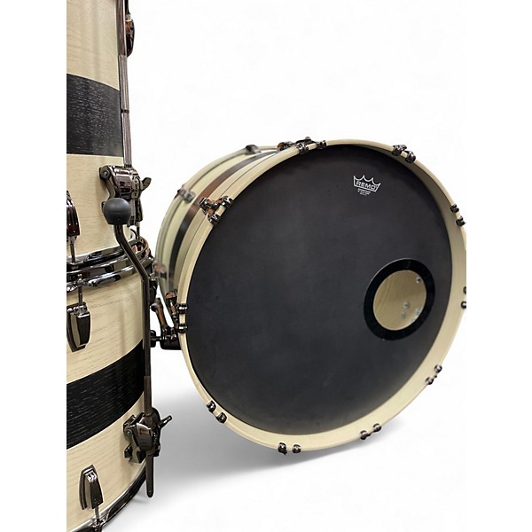 Used Ludwig 7 Piece Classic Oak Bandit Drum Kit
