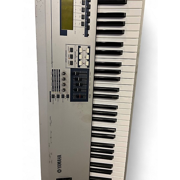 Used Yamaha m08