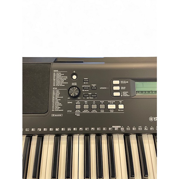 Used Yamaha PSRE373