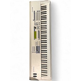 Used Yamaha MO8 88 Key Keyboard Workstation