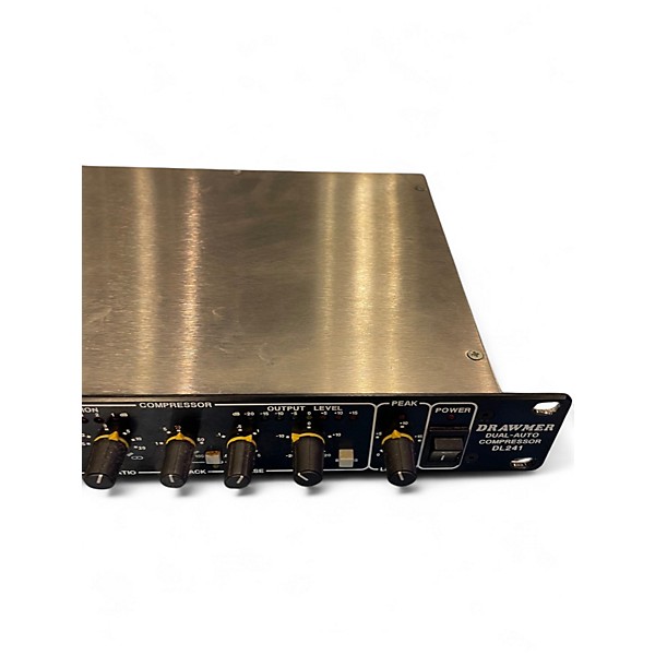 Used Warm Audio TB12 TONE BEAT Microphone Preamp