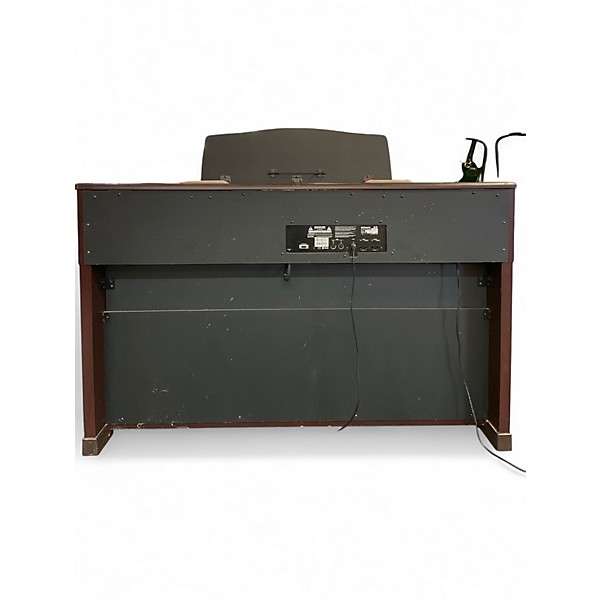 Used Roland  KR-7-MH Digital Piano