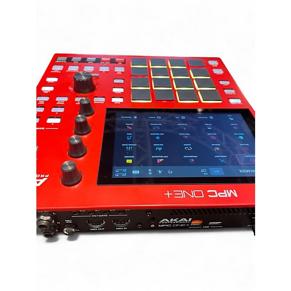 AKAI MPC ONE+ 赤 Akai Professional MPC One+ Standalone Sampler and Sequencer