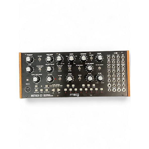 Used Moog Mother-32 Synthesizer | Guitar Center