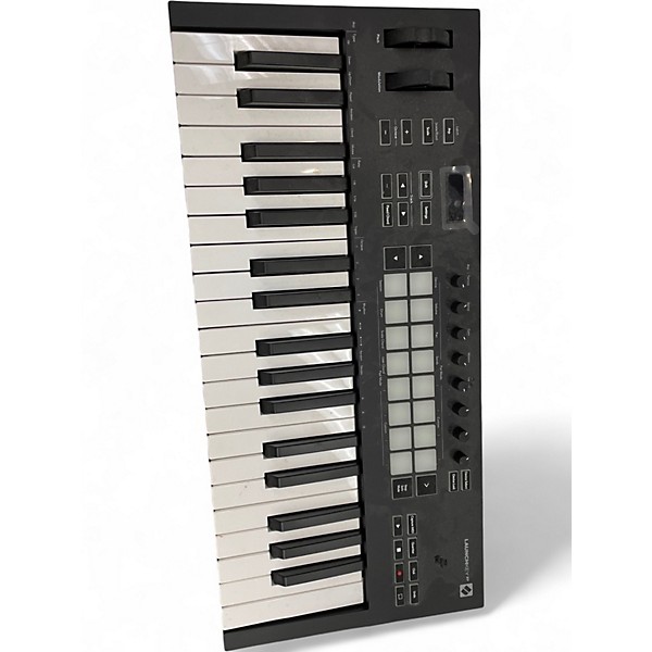 DTM・DAW NOVATION LAUNCHKEY 37 Amazon.com: Novation Launchkey 37 MK4 — Compact 37 Key, USB